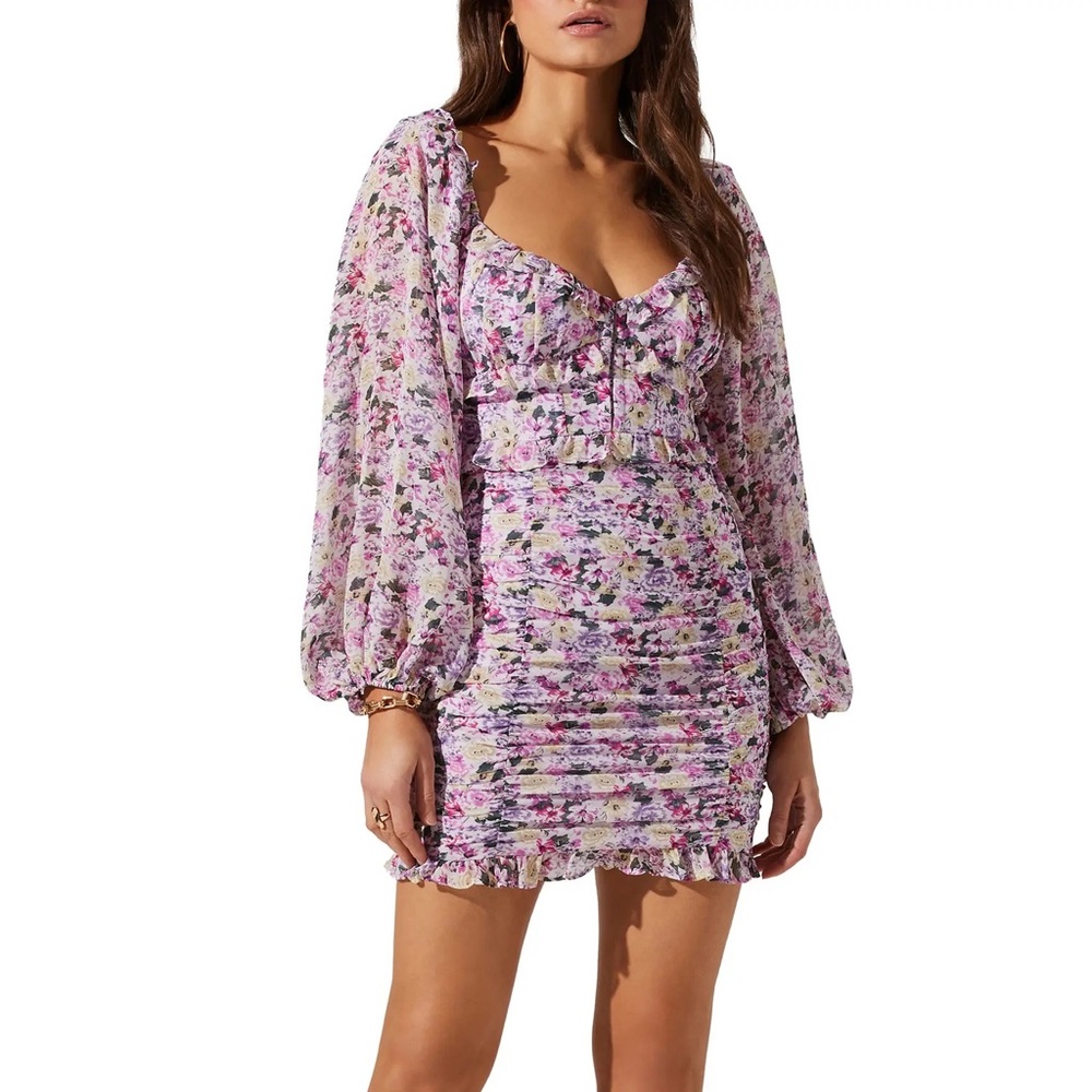 Lavender RUCHED SKIRT PRINT DRESS 💜💜💜 ASTR